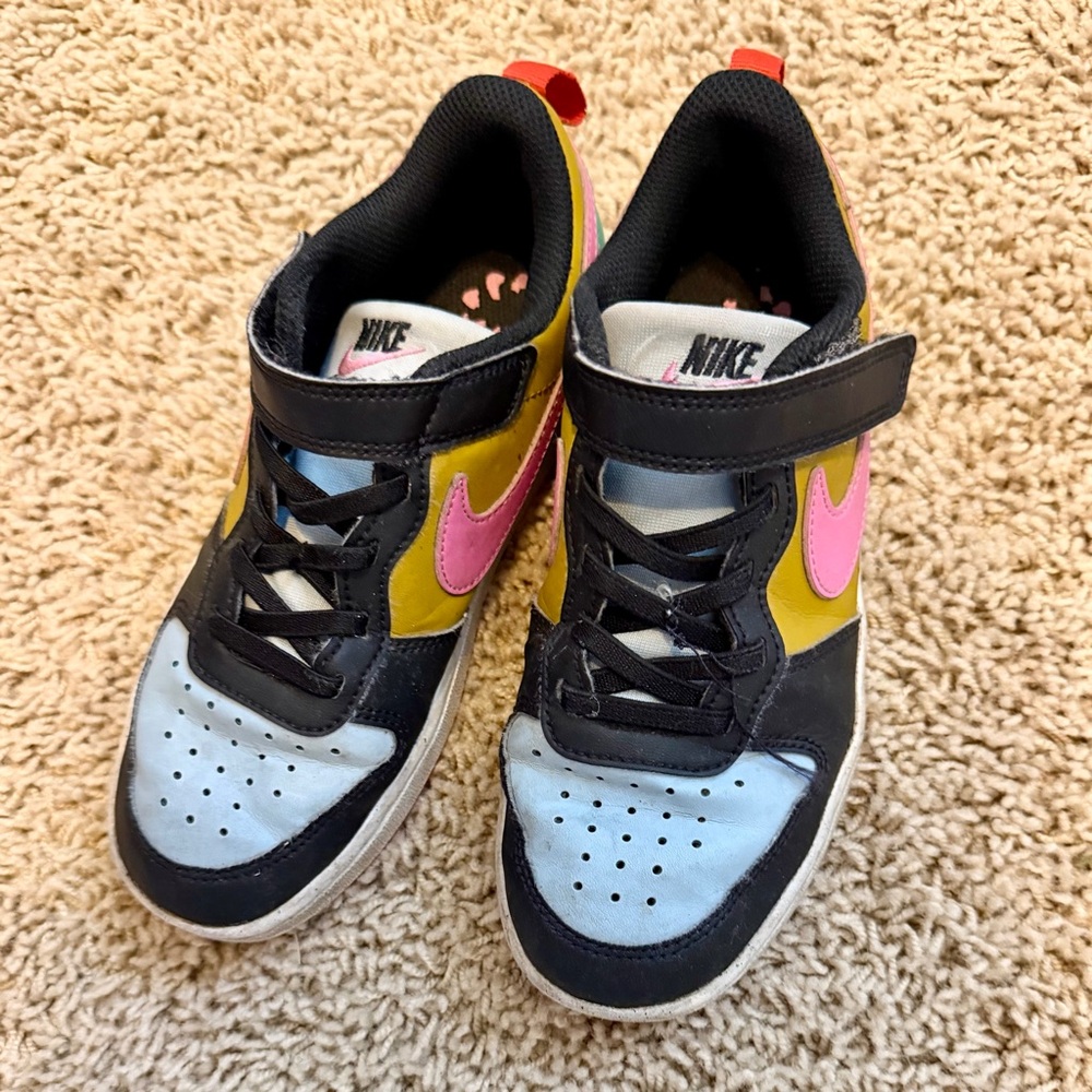 Nike Kids Black, Pink, Yellow & Light Blue Low-Top Sneakers